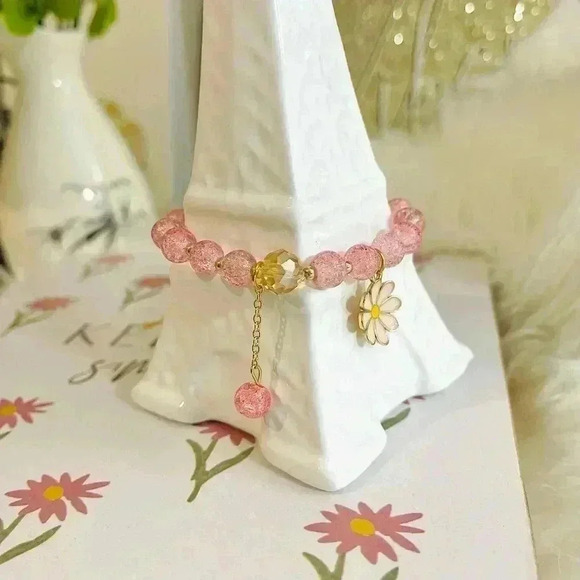 Pink beaded Flower Pendant Bracelet - Picture 3 of 7